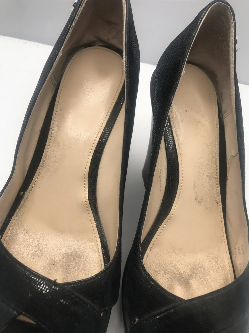 CALVIN KLEIN Women's Black Roze Mini Square Print Peep Toe Wedge Pumps Size 8.5M